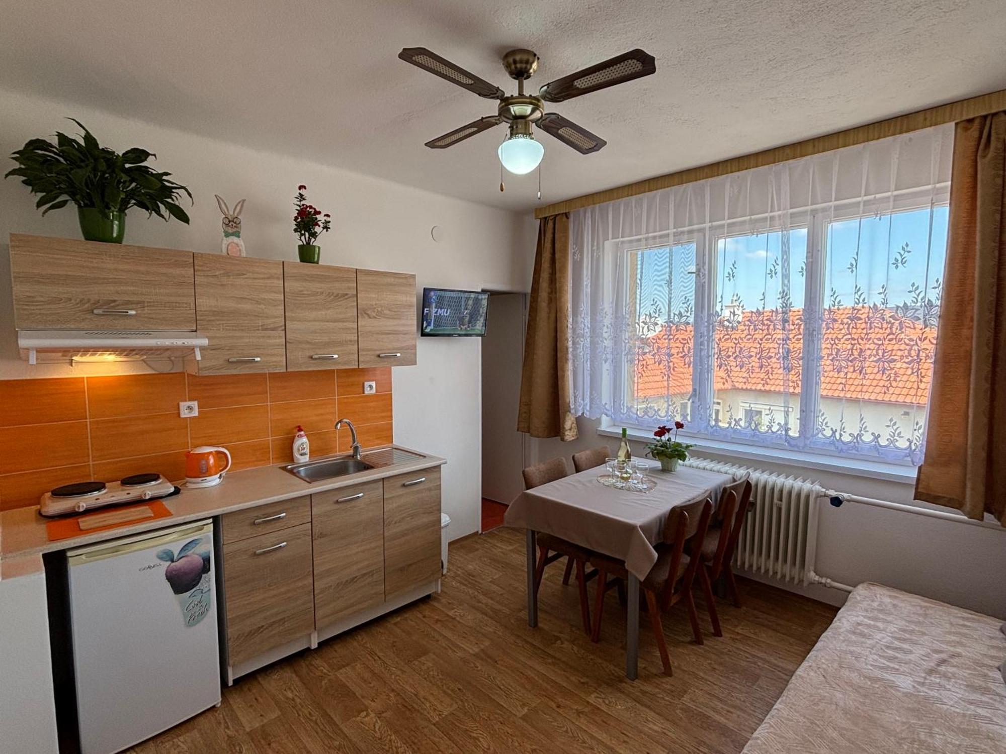 Apartmanovy Dom Grand Štúrovo 외부 사진