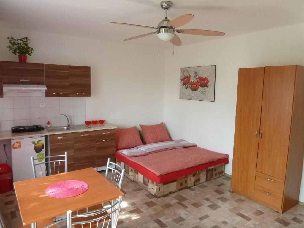 Apartmanovy Dom Grand Štúrovo 외부 사진